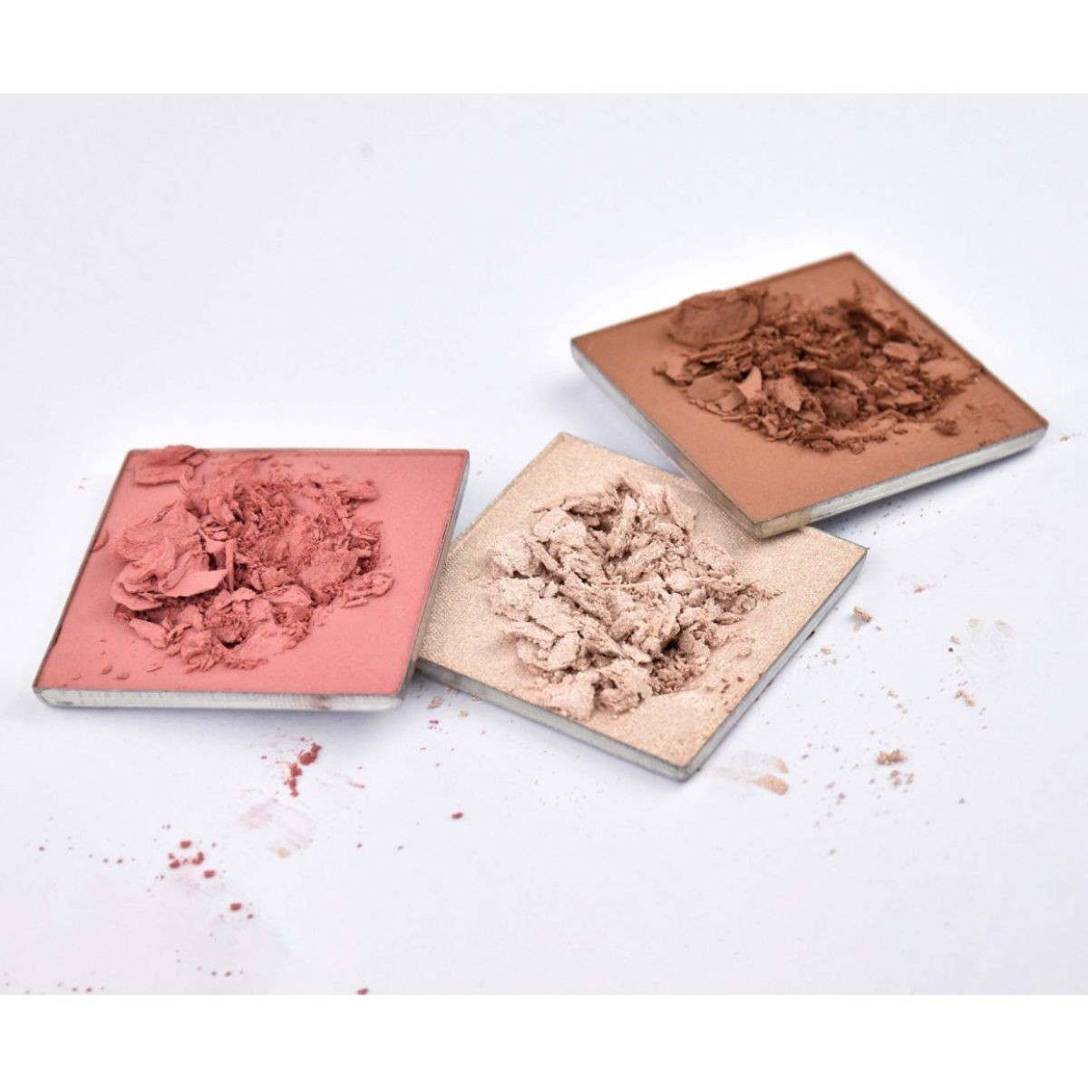 SS THE ULTIMATE FACE PALETTE